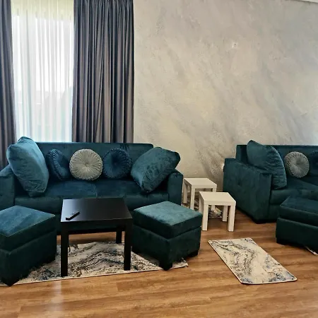 Apartment Penthouse One No1